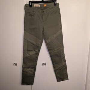 Pilcro and the Letterpress Army Green 28